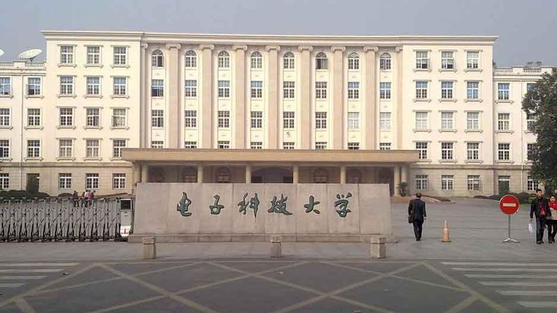 贴片钽电容：揭秘其规格参数背后的奥秘